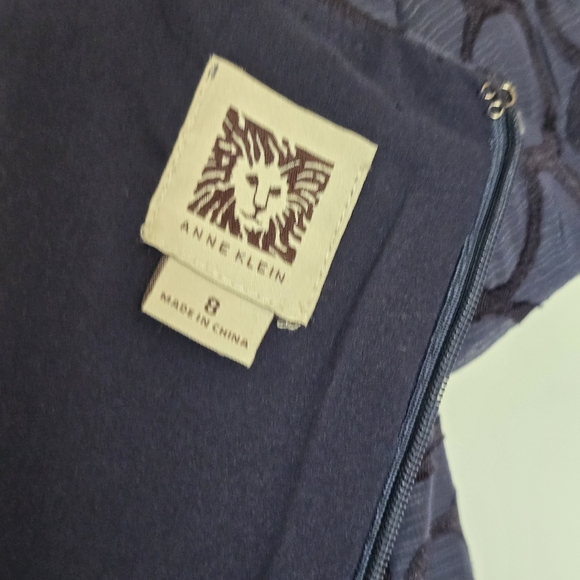 ANNE Klein Blue Floral Textured Cap Sleeve Midi Length Back-Zip Sheath Dress 8 - Picture 7 of 7